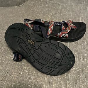 Women’s chacos size 7. Good used condition.